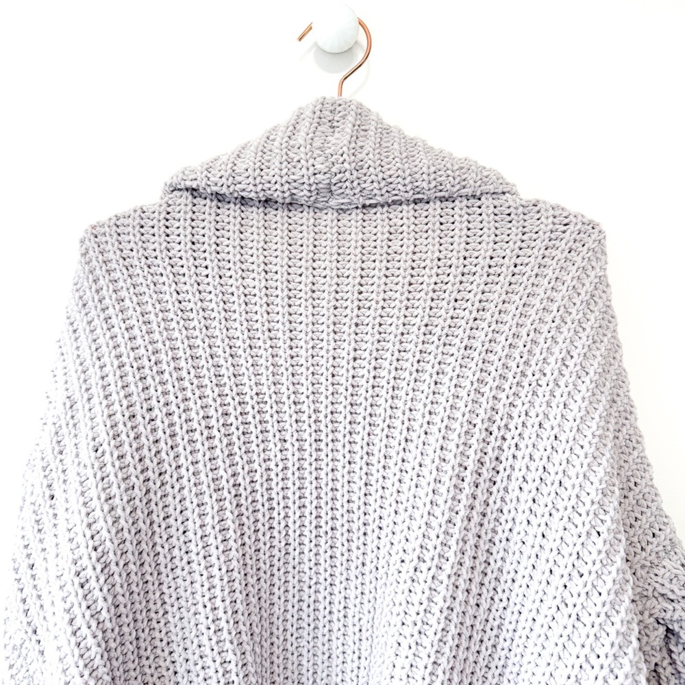 Esther Boutique Gray Soft Sweater Cardigan NWOT - Picture 10 of 15